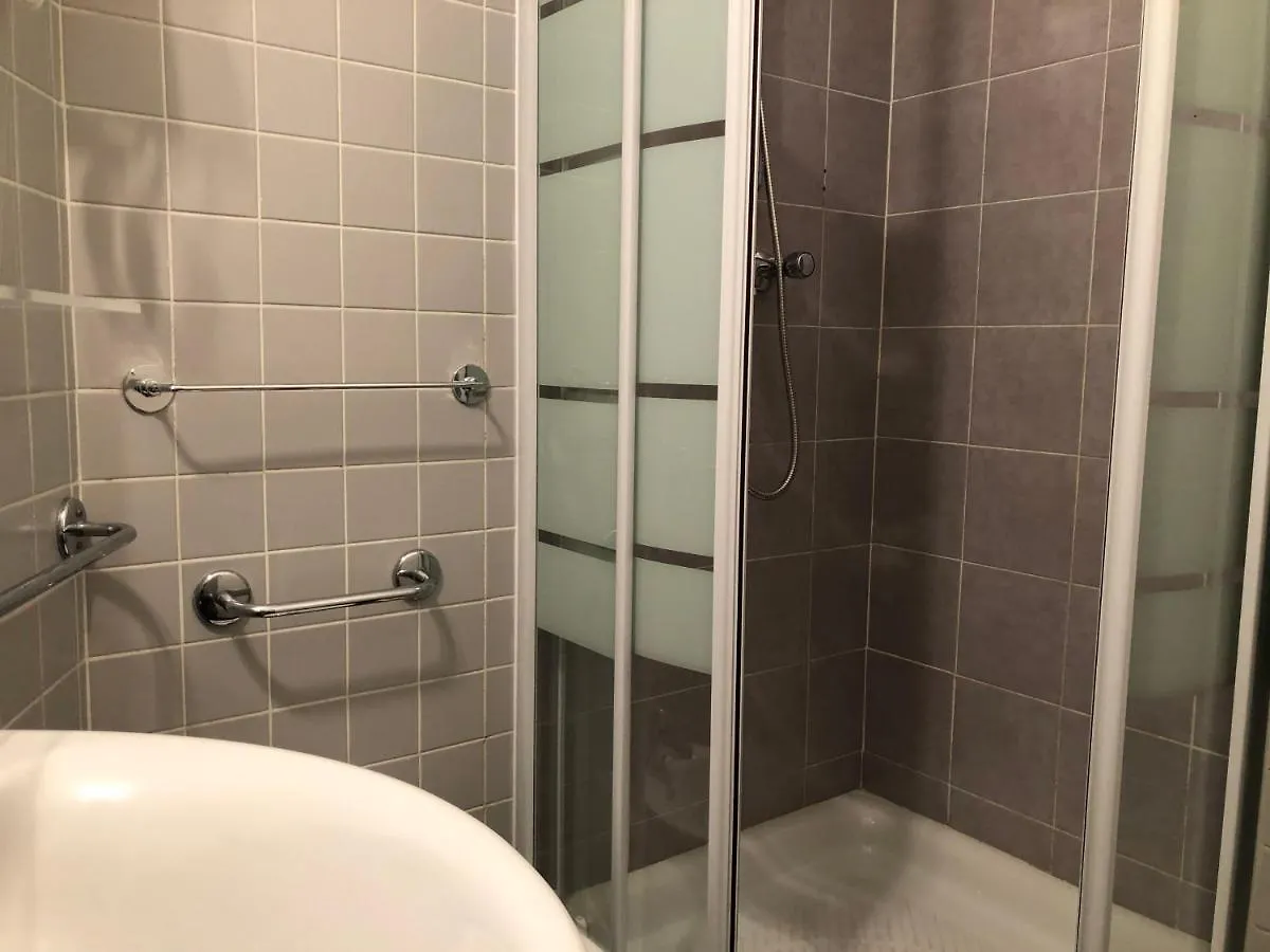 Hello Home Guesthouse Roma 2*,  İtalya