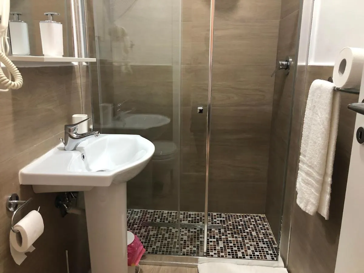 Konukevi Hello Home Guesthouse Roma